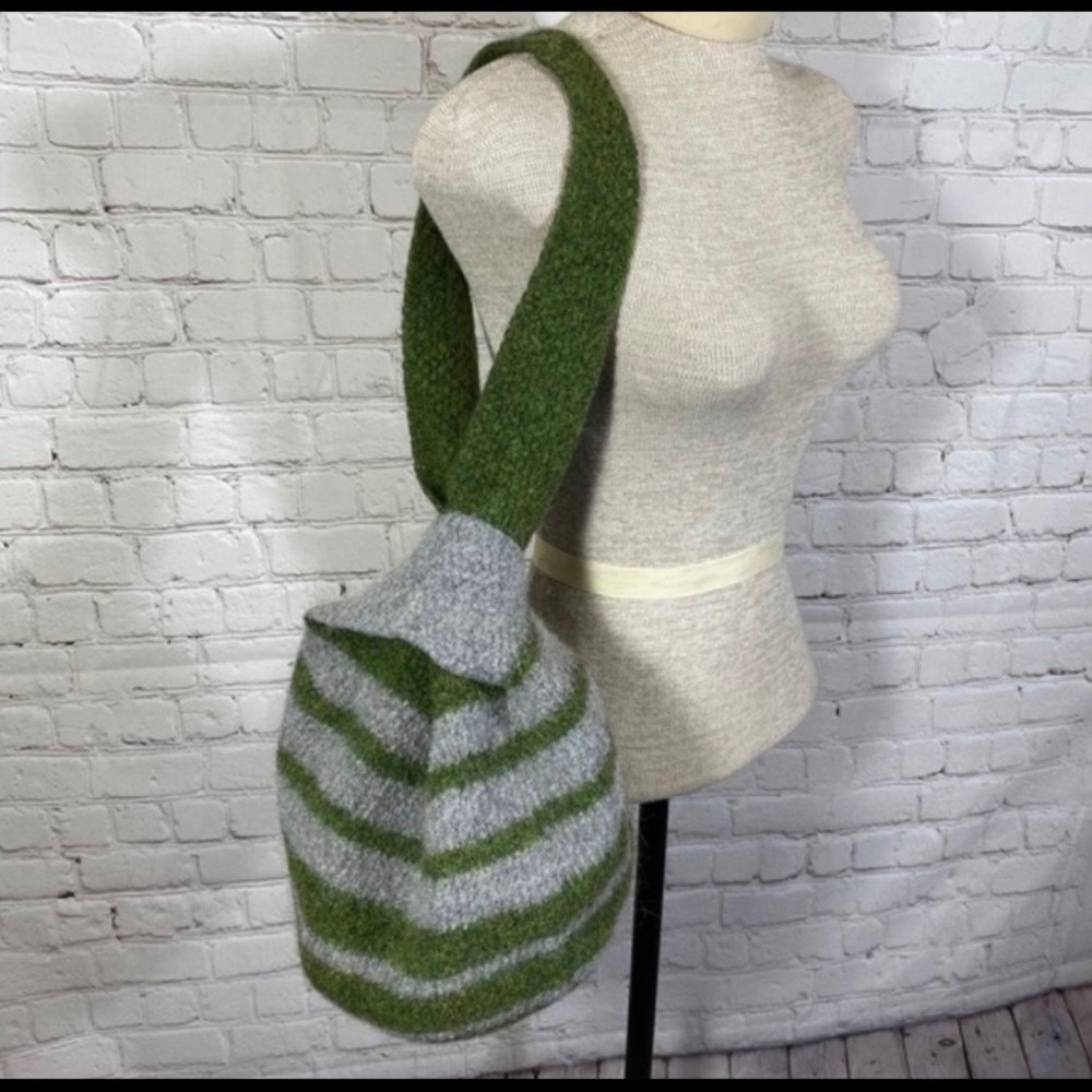💚Boho Bucket Bag💚 - Picture 4 of 7